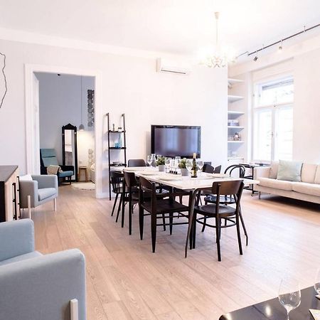 Stunning New Central Home Near Basilica Budapest Exterior foto