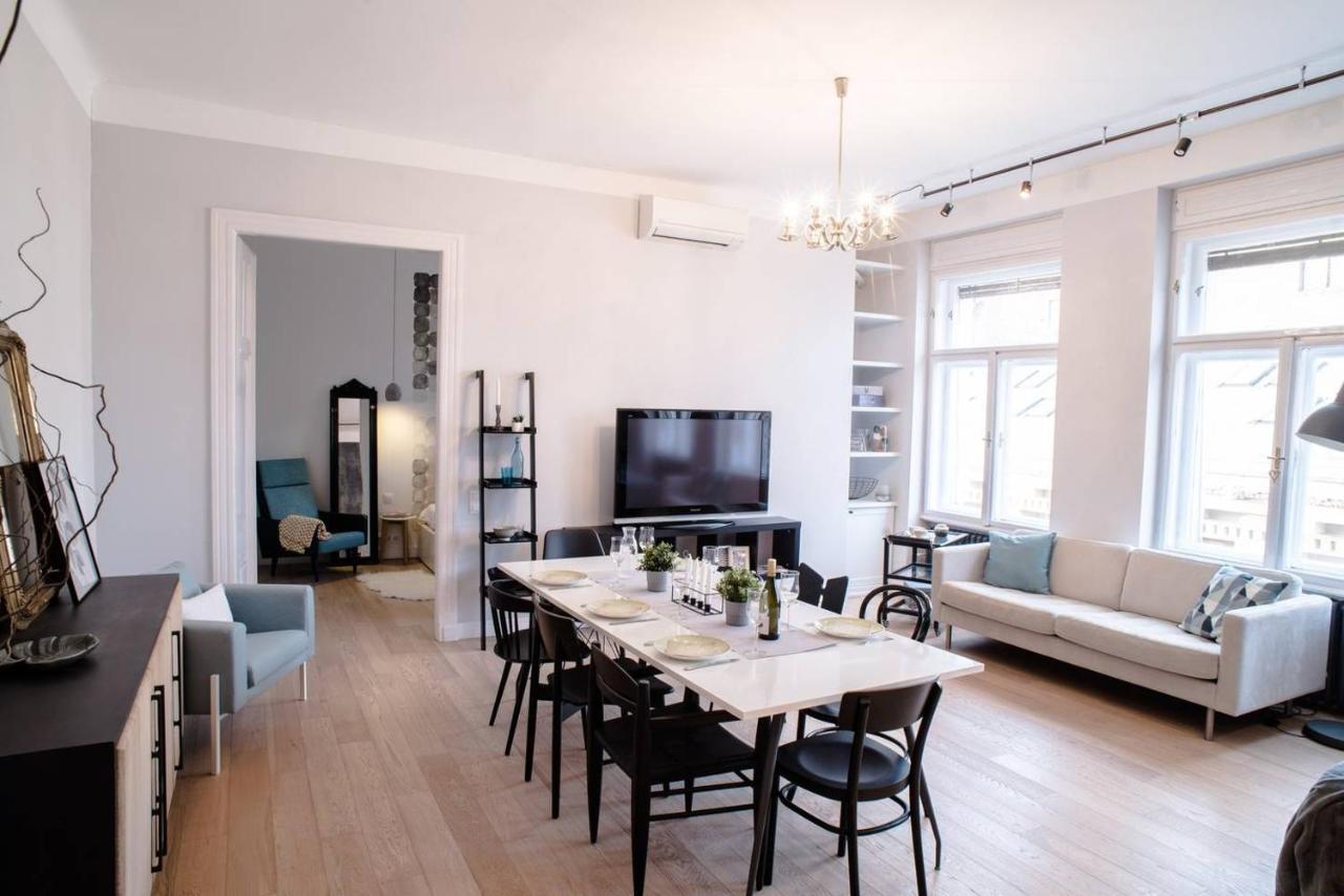 Stunning New Central Home Near Basilica Budapest Exterior foto